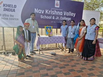 3.Jan.2025 Nav Krishna Valley School celebrated the Birth anniversary of Savitribai Phule????????✨✨a pioneering Indian social reformer and educator, with great enthusiasm.

The celebration was held in our school's assembly and was attended by all students and staff members. The program began with a photo pujan by Vice Principal Prashant Chavan Sir, State Board Principal Sunita Patil ma'am, and the coordinators.

Vice Principal Prashant Chavan Sir delivered a motivational speech about Savitribai Phule's life and her contributions to education. Bharti ma'am also spoke about the importance of education and how Savitribai Phule's work has inspired generations of students.

The highlight of the program was a presentation by Kartiki Jadhav from Std 9, Mithila Pawar, and Pratik Mane from Class 3, who presented themselves as Savitribai Phule and Jyotirao Phule.

The celebration was a huge success and inspired us to follow in Savitribai Phule's footsteps and work towards creating a more equitable and just society